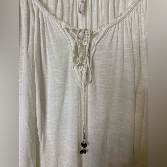 FREE PEOPLE Boho Embellished Flowy Top. Size Small - Picture 11 of 11